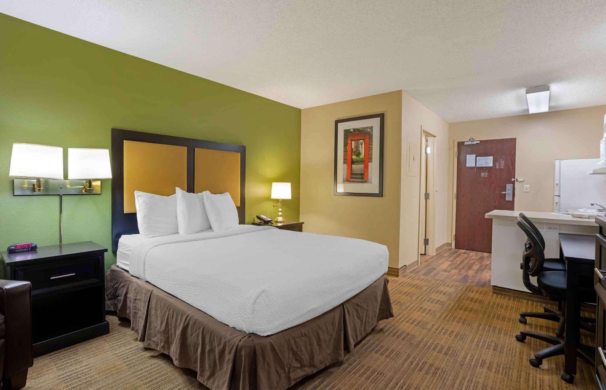 Extended Stay America Select Suites - Springfield - South Екстер'єр фото