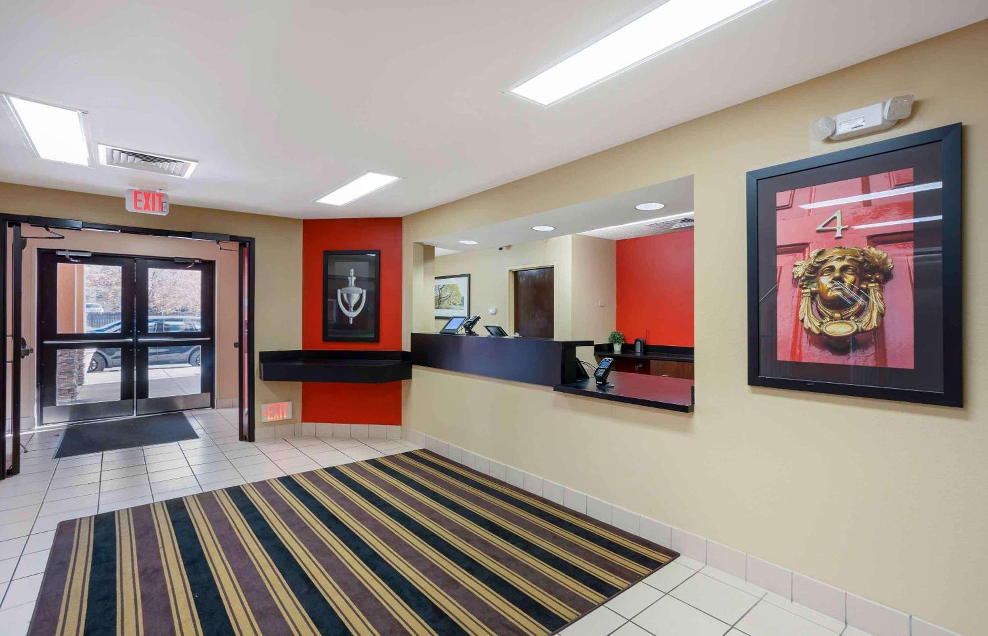 Extended Stay America Select Suites - Springfield - South Екстер'єр фото