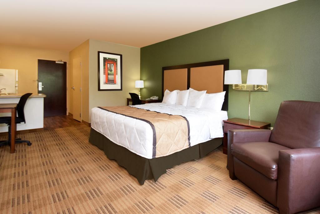 Extended Stay America Select Suites - Springfield - South Екстер'єр фото