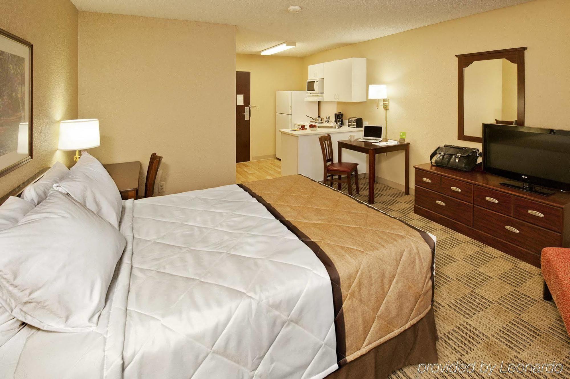 Extended Stay America Select Suites - Springfield - South Екстер'єр фото